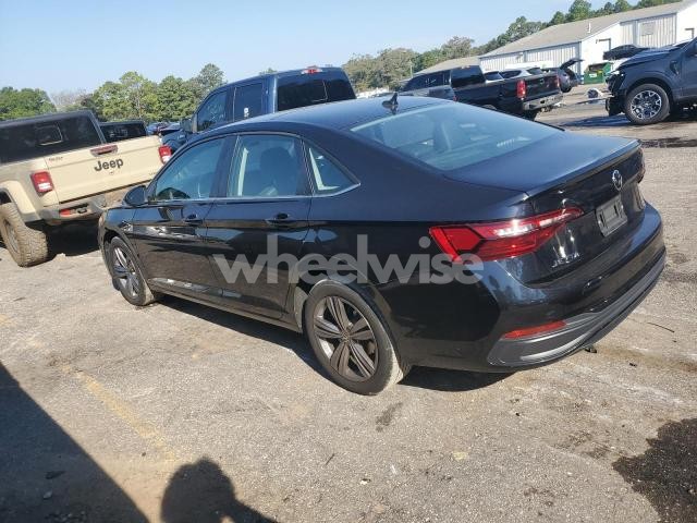 Photo 7 of 2024 VOLKSWAGEN JETTA SE (VIN 3VW7M7BU8RM001688)