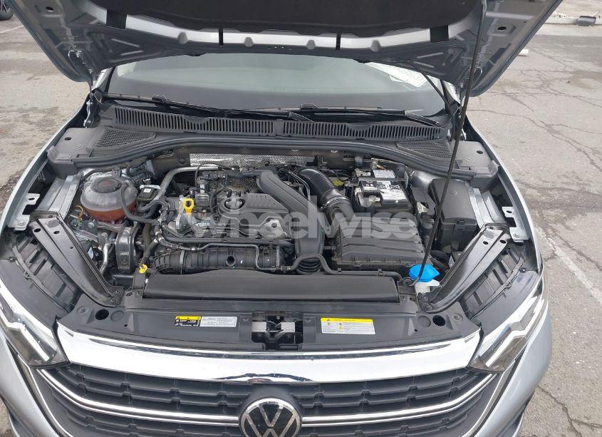Photo 10 of 2024 Volkswagen Jetta 1.5T SE (VIN 3VW7M7BU8RM019513)