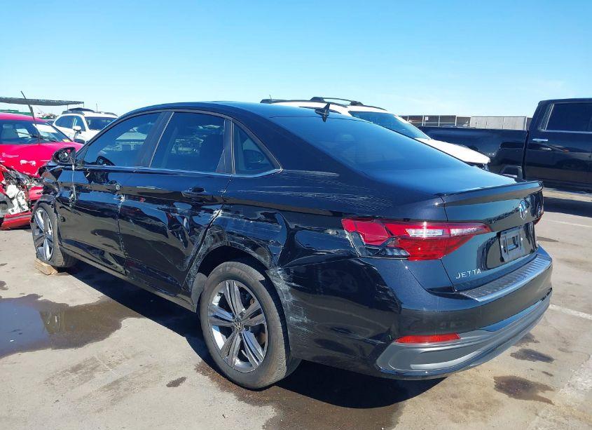 Photo 3 of 2024 Volkswagen Jetta 1.5T SE (VIN 3VW7M7BU8RM032794)