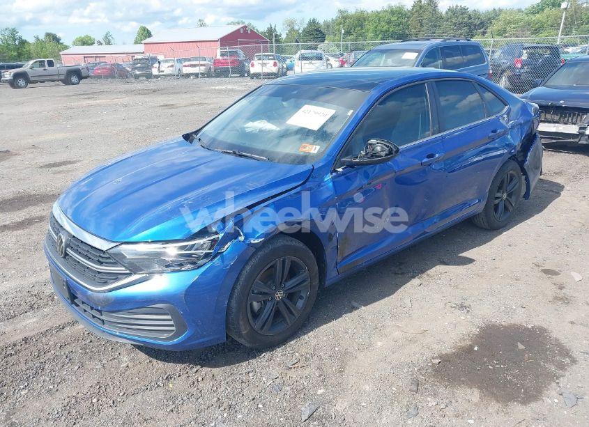 Photo 2 of 2024 Volkswagen Jetta 1.5T SE (VIN 3VW7M7BU8RM067013)