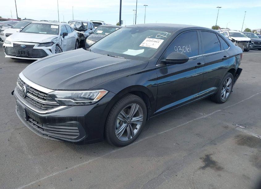 Photo 2 of 2022 Volkswagen Jetta 1.5T SE (VIN 3VW7M7BU9NM023273)