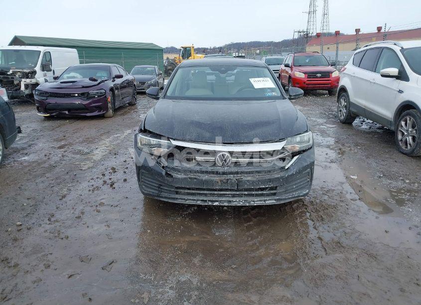 Photo 12 of 2024 Volkswagen Jetta 1.5T SE (VIN 3VW7M7BU9RM095113)