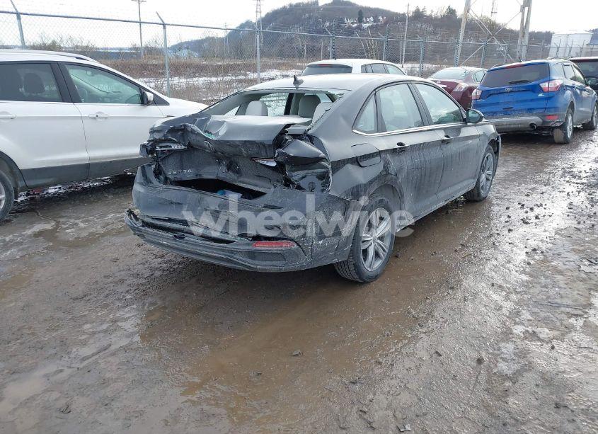 Photo 4 of 2024 Volkswagen Jetta 1.5T SE (VIN 3VW7M7BU9RM095113)