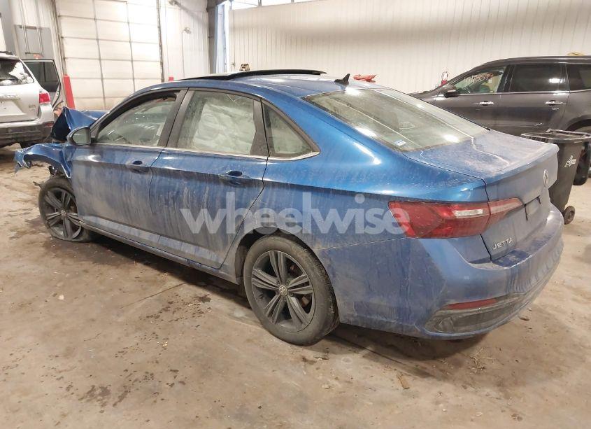 Photo 3 of 2022 Volkswagen Jetta 1.5T SE (VIN 3VW7M7BUXNM004845)