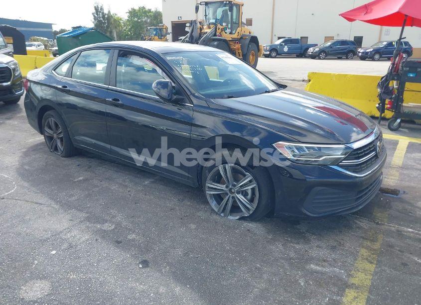 2024 Volkswagen Jetta 1.5T SE (VIN 3VW7M7BUXRM036748) main photo