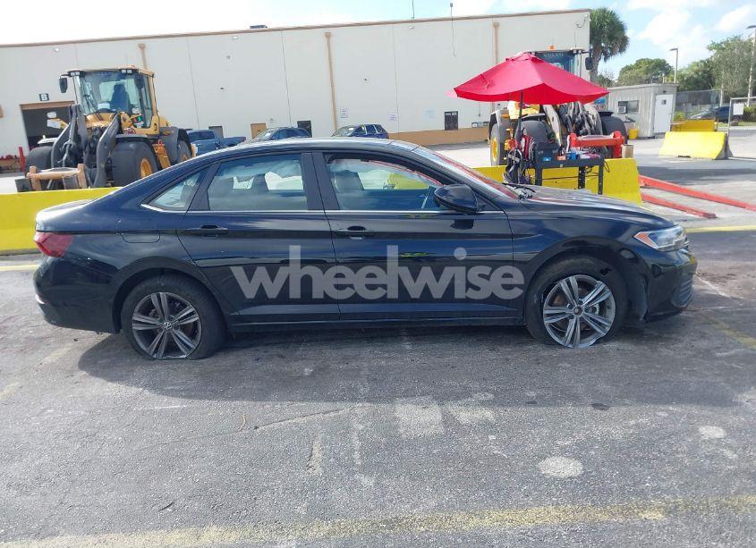 Photo 12 of 2024 Volkswagen Jetta 1.5T SE (VIN 3VW7M7BUXRM036748)