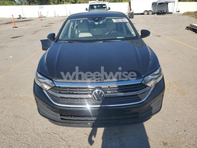 Photo 6 of 2024 VOLKSWAGEN JETTA SE (VIN 3VW7M7BUXRM041755)
