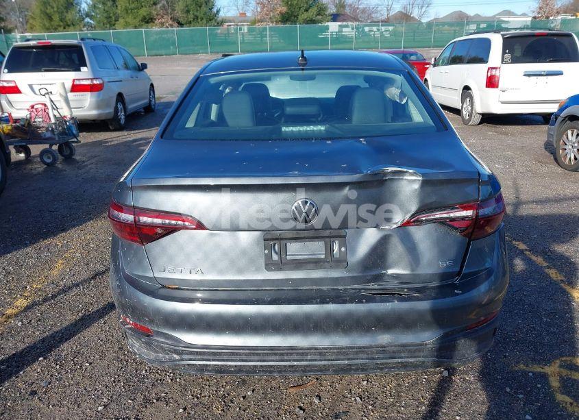 Photo 16 of 2024 Volkswagen Jetta 1.5T SE (VIN 3VW7M7BUXRM075081)