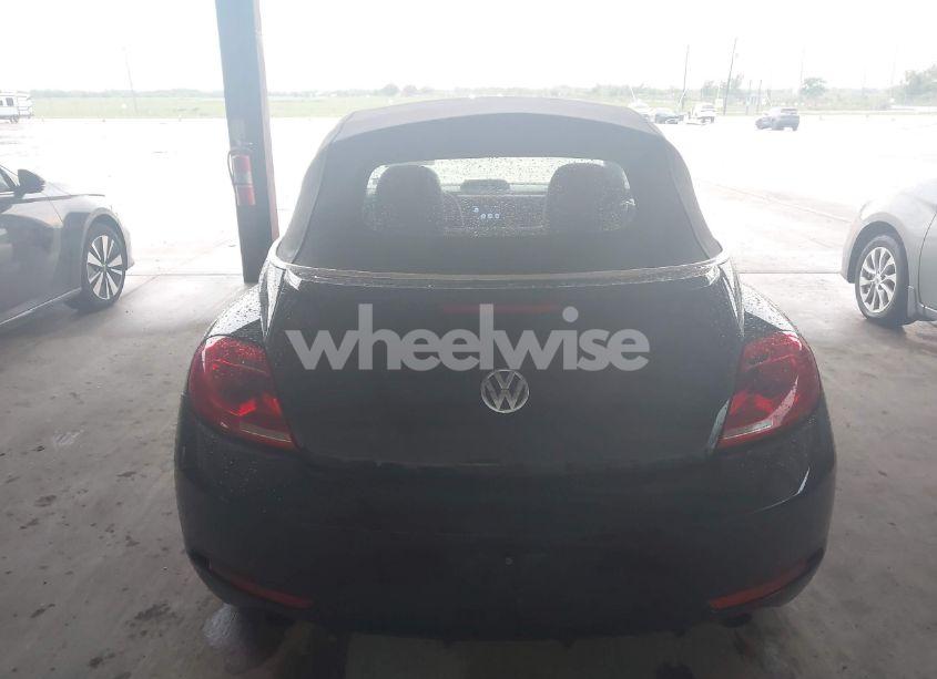 Photo 16 of 2014 Volkswagen Beetle 2.0T R-LINE (VIN 3VW7S7ATXEM804382)