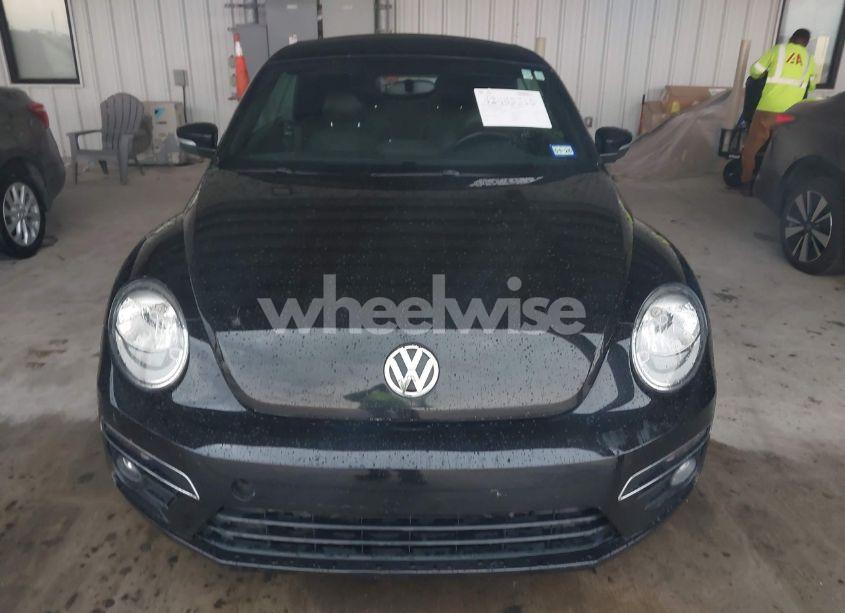 Photo 6 of 2014 Volkswagen Beetle 2.0T R-LINE (VIN 3VW7S7ATXEM804382)