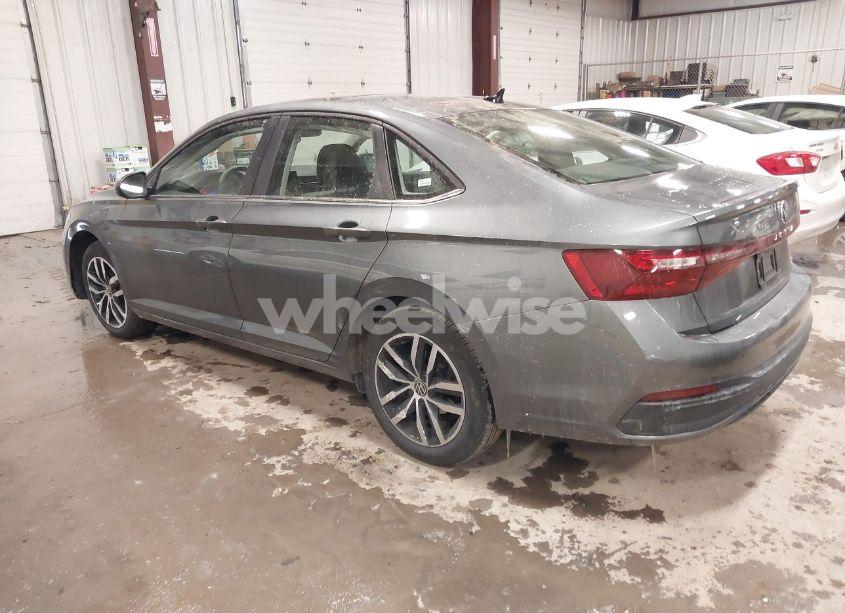 Photo 3 of 2025 Volkswagen Jetta 1.5T SE (VIN 3VW7X7BU0SM007269)