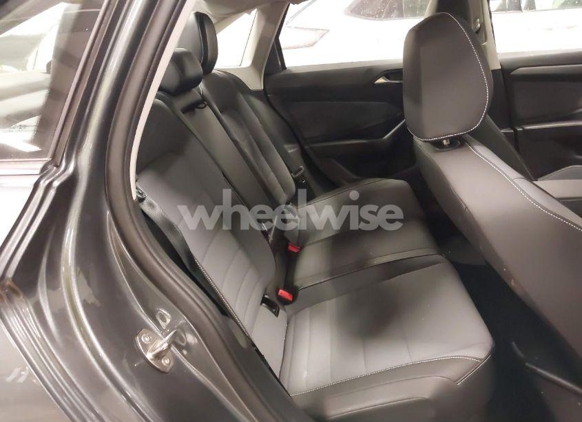 Photo 8 of 2025 Volkswagen Jetta 1.5T SE (VIN 3VW7X7BU0SM007269)