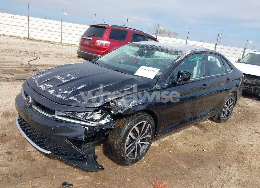 Photo 2 of 2025 Volkswagen Jetta 1.5T SE (VIN 3VW7X7BU0SM015193)