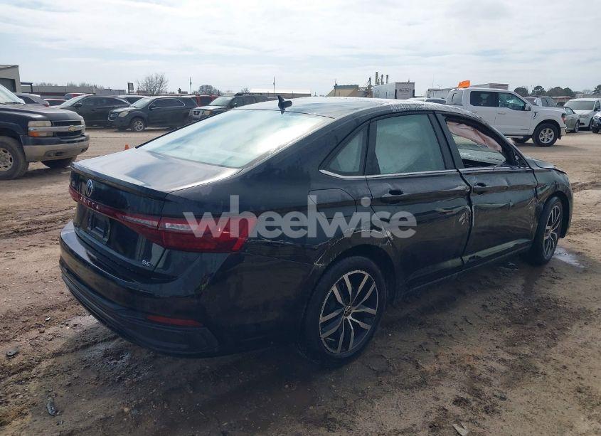 Photo 4 of 2025 Volkswagen Jetta 1.5T SE (VIN 3VW7X7BU0SM015193)