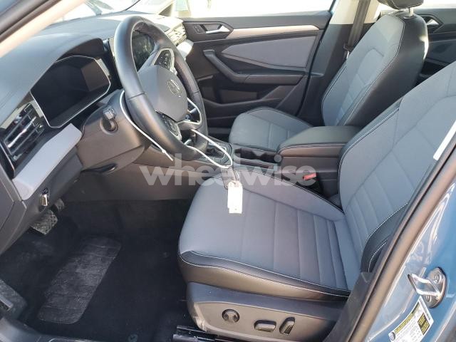 Photo 12 of 2025 VOLKSWAGEN JETTA SE (VIN 3VW7X7BU0SM048971)