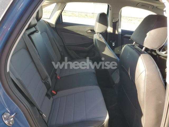 Photo 7 of 2025 VOLKSWAGEN JETTA SE (VIN 3VW7X7BU0SM048971)