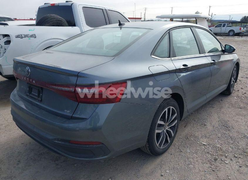 Photo 4 of 2025 Volkswagen Jetta 1.5T SE (VIN 3VW7X7BU2SM015017)