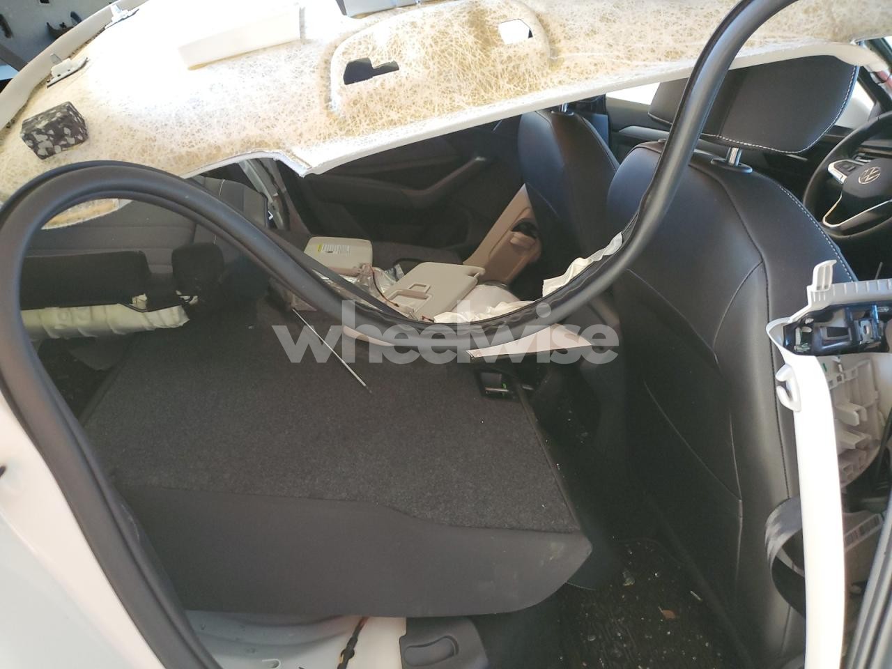 Photo 10 of 2025 VOLKSWAGEN JETTA SE (VIN 3VW7X7BU2SM046803)