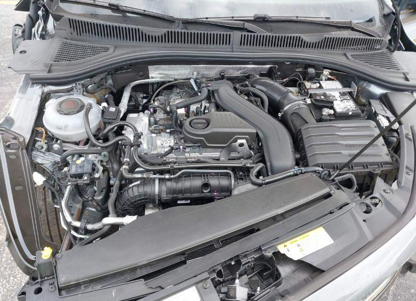 Photo 10 of 2025 Volkswagen Jetta 1.5T SE (VIN 3VW7X7BU3SM017858)