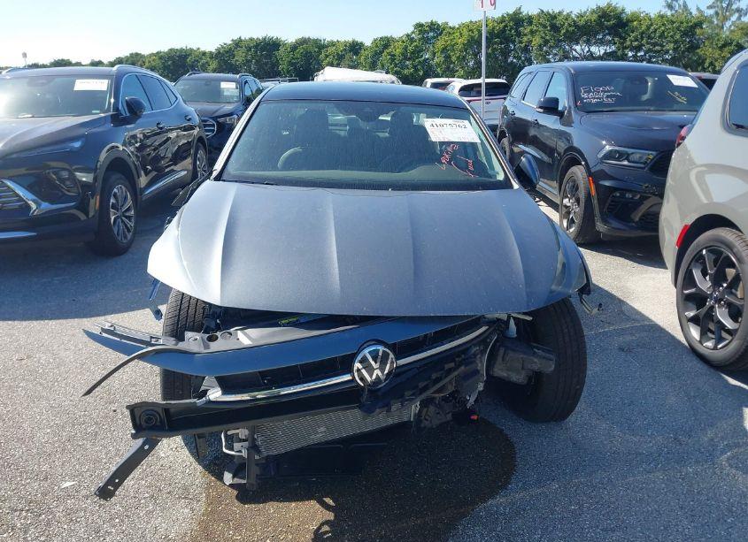 Photo 13 of 2025 Volkswagen Jetta 1.5T SE (VIN 3VW7X7BU3SM017858)