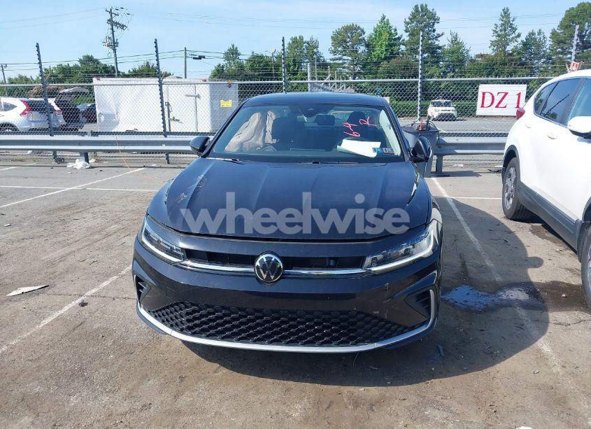 Photo 12 of 2025 Volkswagen Jetta 1.5T SE (VIN 3VW7X7BU5SM012063)