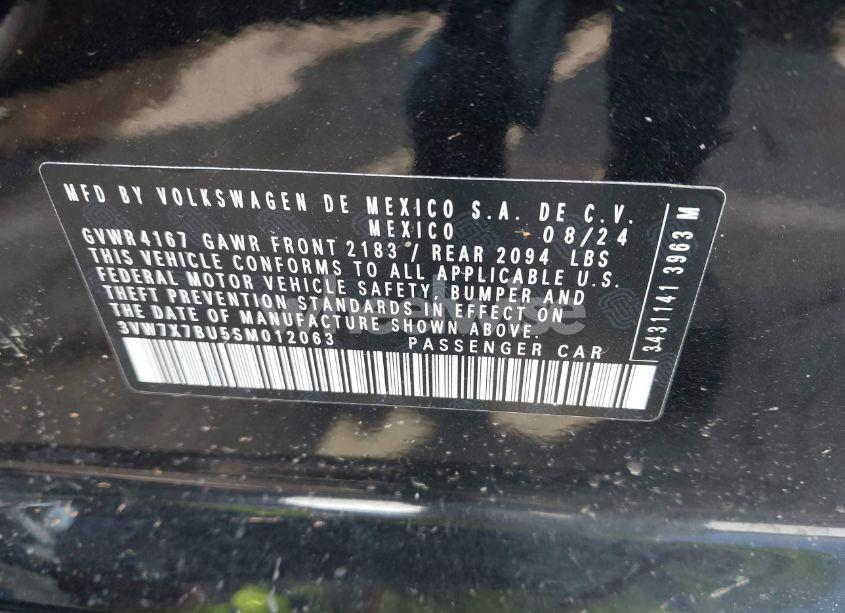 Photo 9 of 2025 Volkswagen Jetta 1.5T SE (VIN 3VW7X7BU5SM012063)