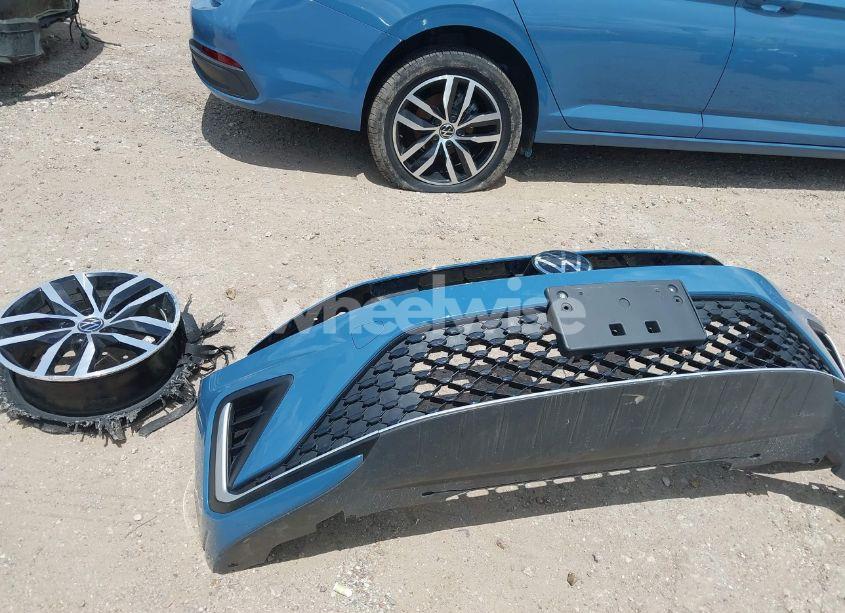 Photo 12 of 2025 Volkswagen Jetta 1.5T SE (VIN 3VW7X7BU5SM060761)