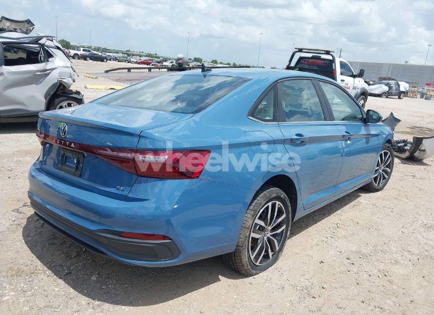 Photo 4 of 2025 Volkswagen Jetta 1.5T SE (VIN 3VW7X7BU5SM060761)