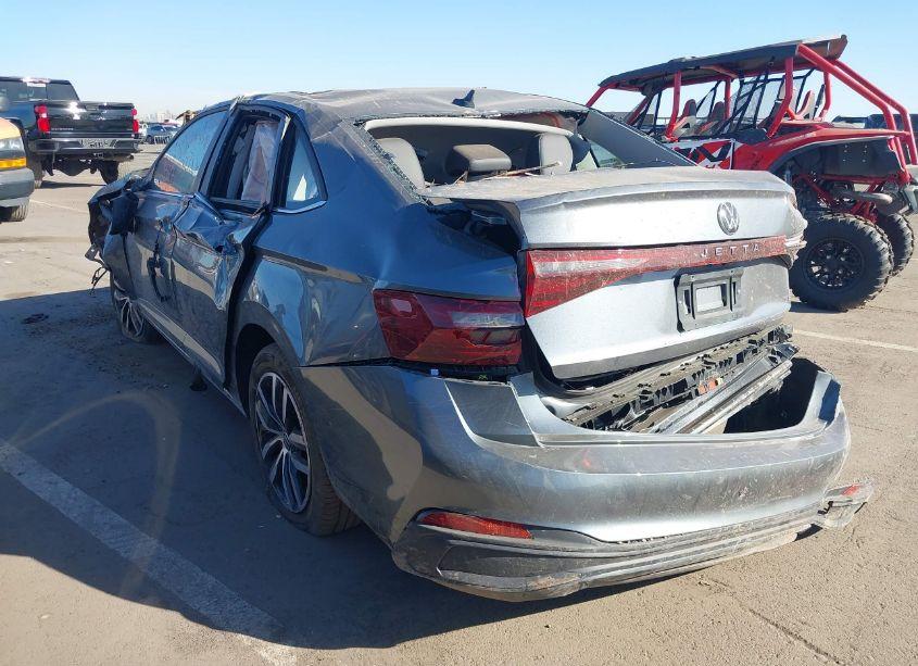 Photo 3 of 2025 Volkswagen Jetta 1.5T SE (VIN 3VW7X7BU6SM014307)