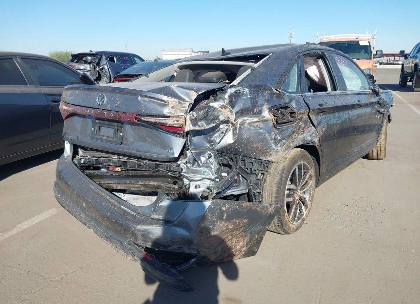 Photo 4 of 2025 Volkswagen Jetta 1.5T SE (VIN 3VW7X7BU6SM014307)