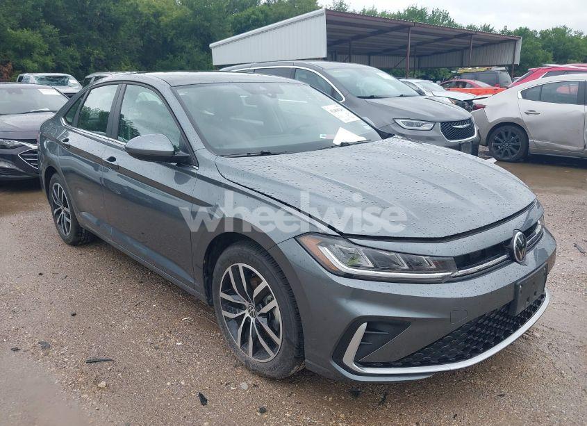 2025 Volkswagen Jetta 1.5T SE (VIN 3VW7X7BU7SM037675) main photo