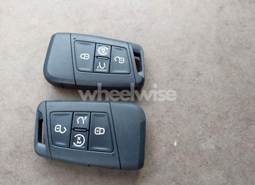 Photo 11 of 2025 Volkswagen Jetta 1.5T SE (VIN 3VW7X7BU8SM009495)