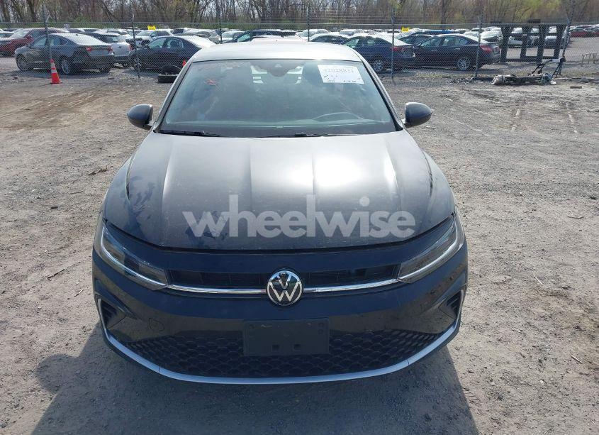 Photo 12 of 2025 Volkswagen Jetta 1.5T SE (VIN 3VW7X7BU8SM009495)