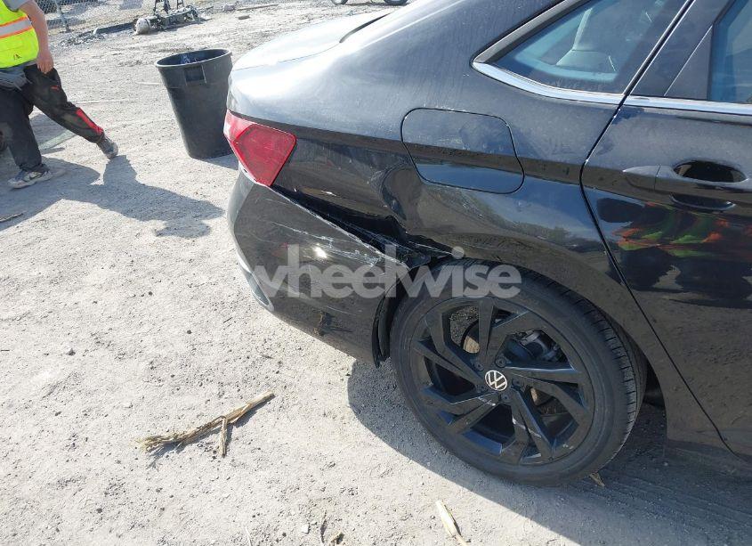 Photo 6 of 2025 Volkswagen Jetta 1.5T SE (VIN 3VW7X7BU8SM009495)