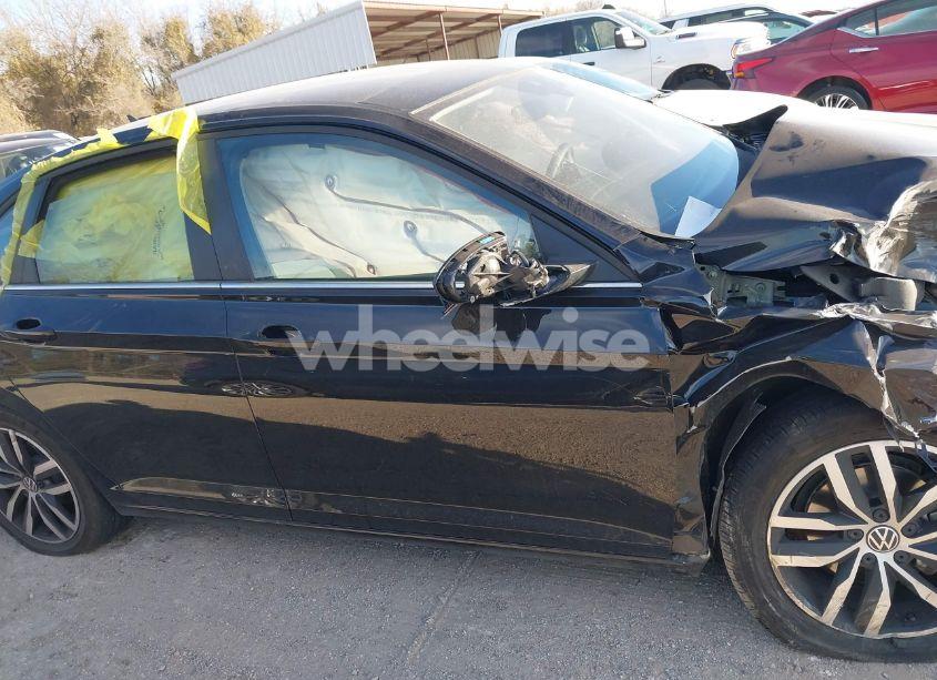 Photo 12 of 2025 Volkswagen Jetta 1.5T SE (VIN 3VW7X7BU8SM013630)