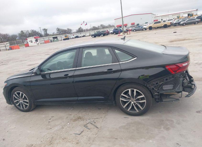 Photo 15 of 2025 Volkswagen Jetta 1.5T SE (VIN 3VW7X7BU9SM006590)