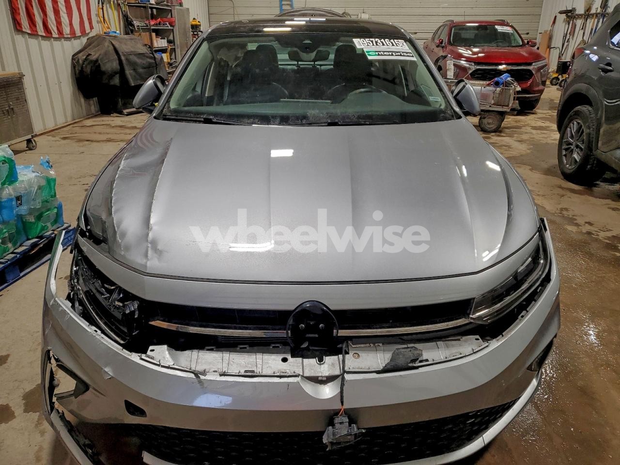 Photo 5 of 2025 VOLKSWAGEN JETTA SE (VIN 3VW7X7BU9SM014558)