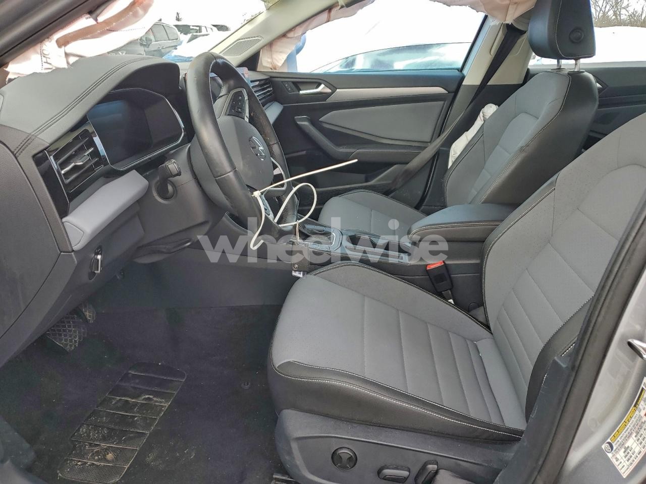 Photo 7 of 2025 VOLKSWAGEN JETTA SE (VIN 3VW7X7BU9SM014558)