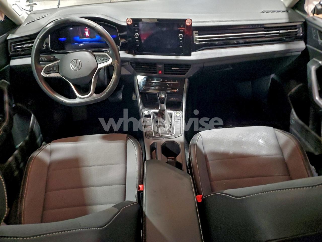 Photo 8 of 2025 VOLKSWAGEN JETTA SE (VIN 3VW7X7BU9SM014558)