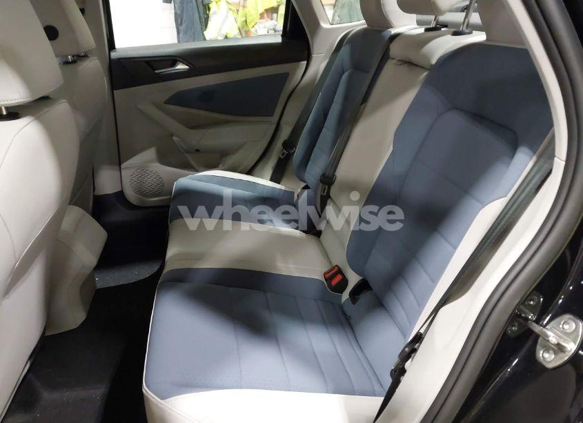 Photo 8 of 2025 Volkswagen Jetta 1.5T SE (VIN 3VW7X7BUXSM002760)