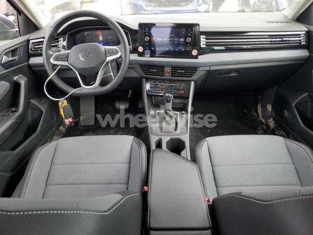 Photo 3 of 2025 VOLKSWAGEN JETTA SE (VIN 3VW7X7BUXSM037914)