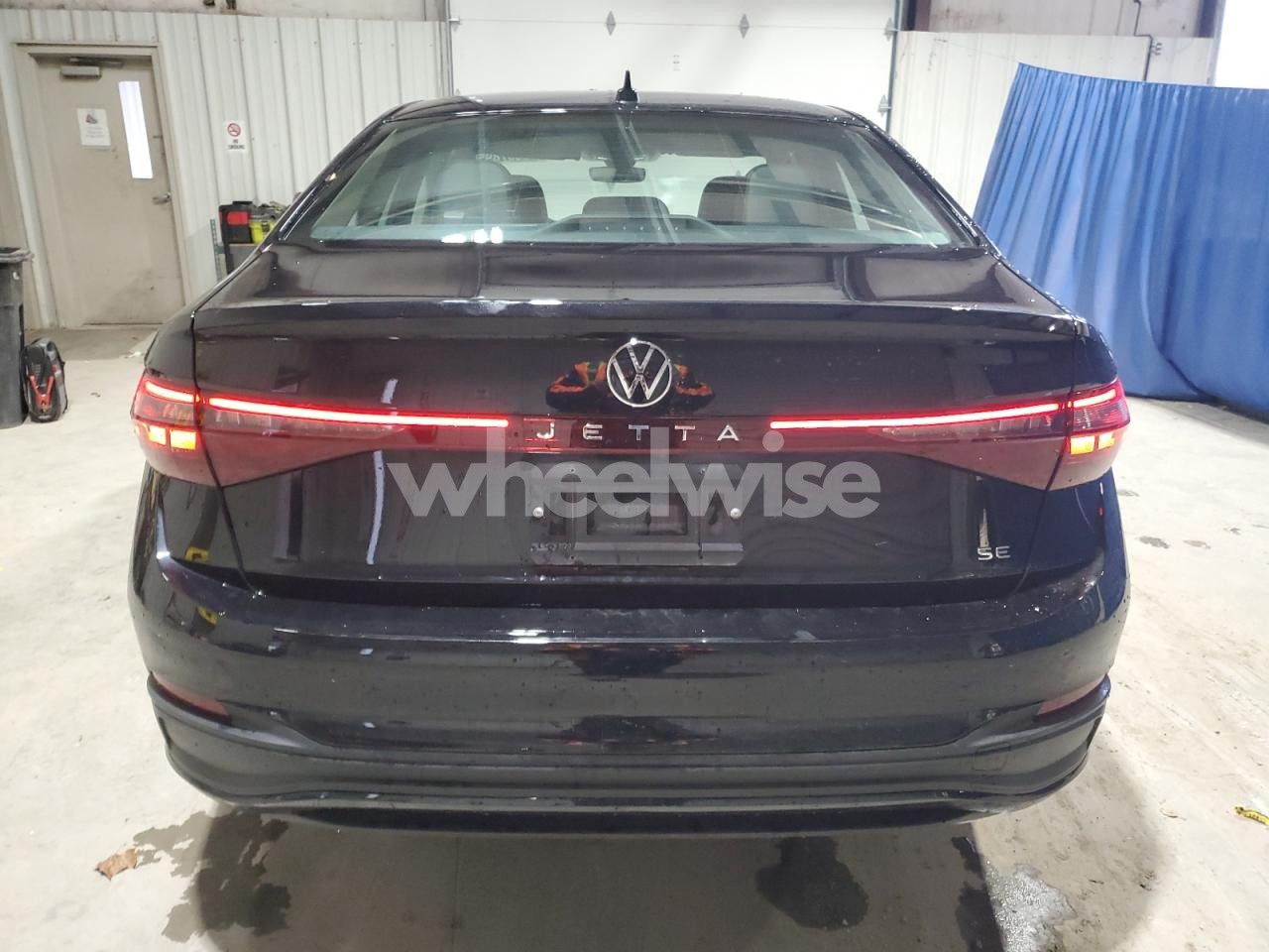 Photo 6 of 2025 VOLKSWAGEN JETTA SE (VIN 3VW7X7BUXSM092945)