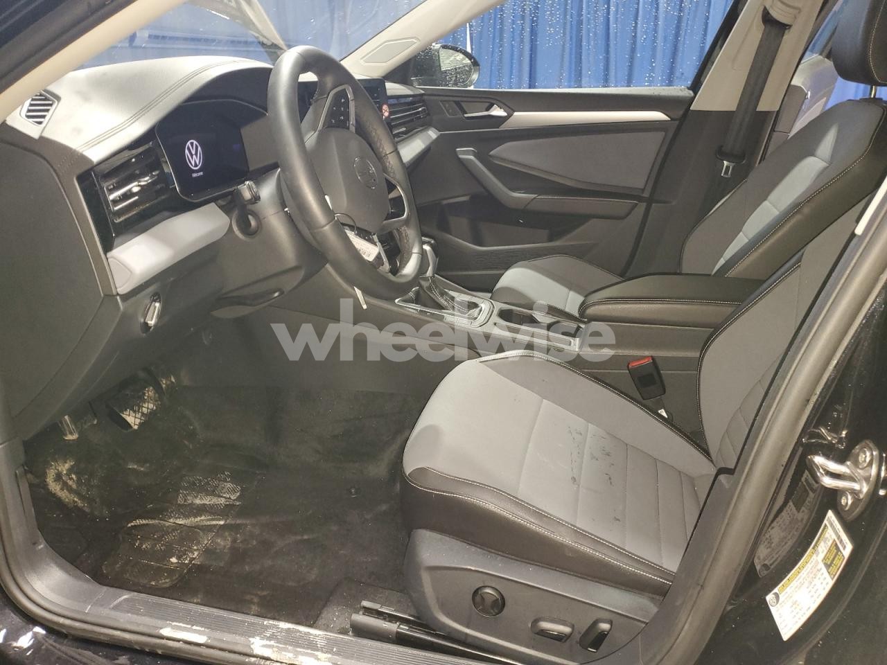 Photo 7 of 2025 VOLKSWAGEN JETTA SE (VIN 3VW7X7BUXSM092945)