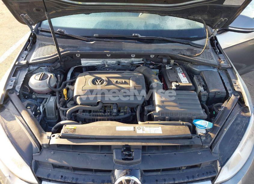 Photo 10 of 2015 Volkswagen Golf LAUNCH EDITION 2-DOOR (VIN 3VW817AU0FM024604)