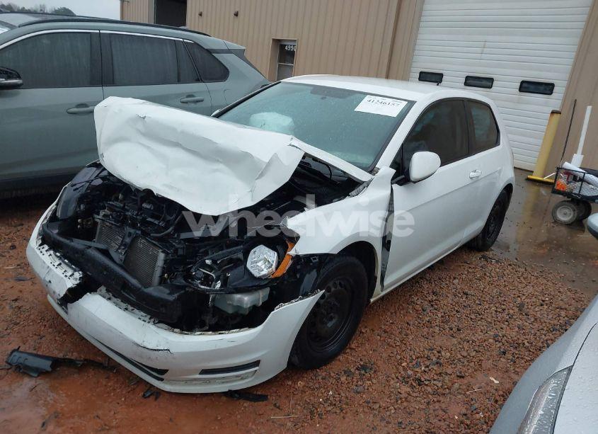 Photo 2 of 2015 Volkswagen Golf LAUNCH EDITION 2-DOOR (VIN 3VW817AU0FM025414)