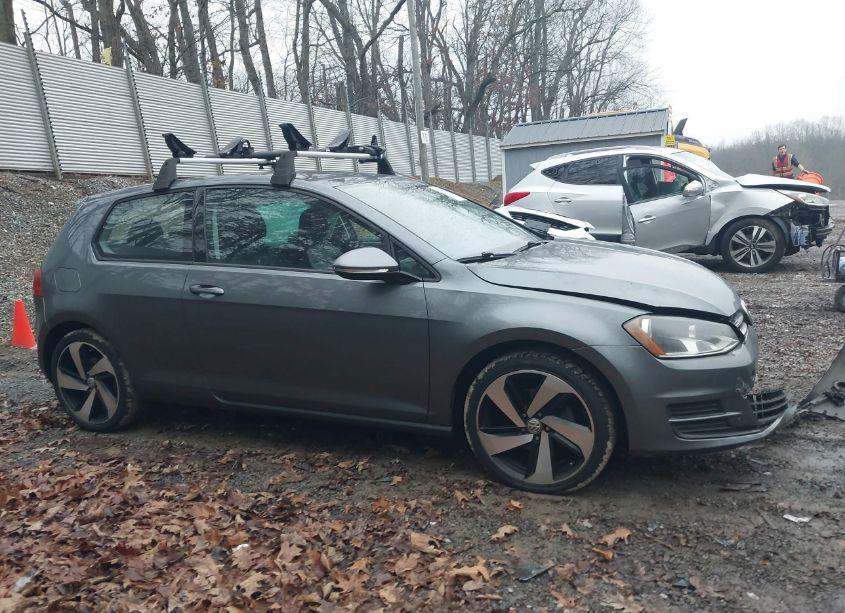 Photo 13 of 2015 Volkswagen Golf TSI S 2-DOOR (VIN 3VW817AU8FM051937)