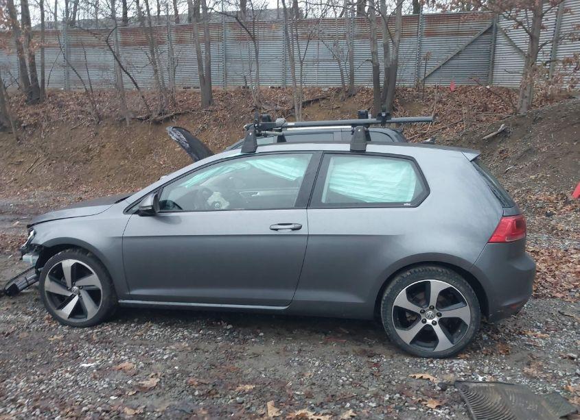 Photo 14 of 2015 Volkswagen Golf TSI S 2-DOOR (VIN 3VW817AU8FM051937)