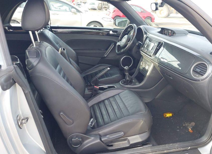 Photo 5 of 2013 Volkswagen Beetle 2.0T (VIN 3VW8A7AT5DM802612)