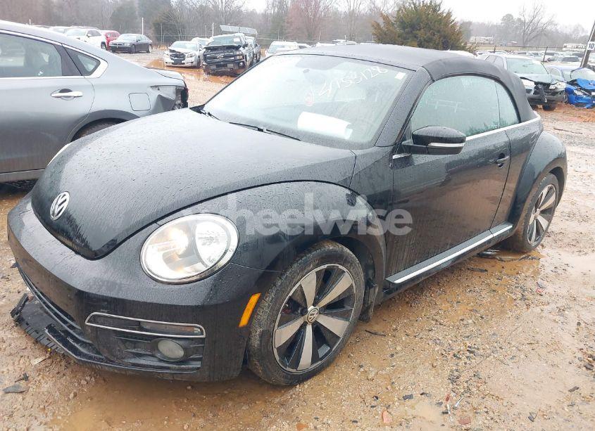 Photo 2 of 2013 Volkswagen Beetle 2.0T (VIN 3VW8T7AT4DM819637)
