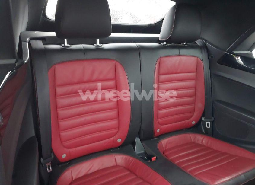 Photo 8 of 2013 Volkswagen Beetle 2.0T (VIN 3VW8T7AT4DM819637)